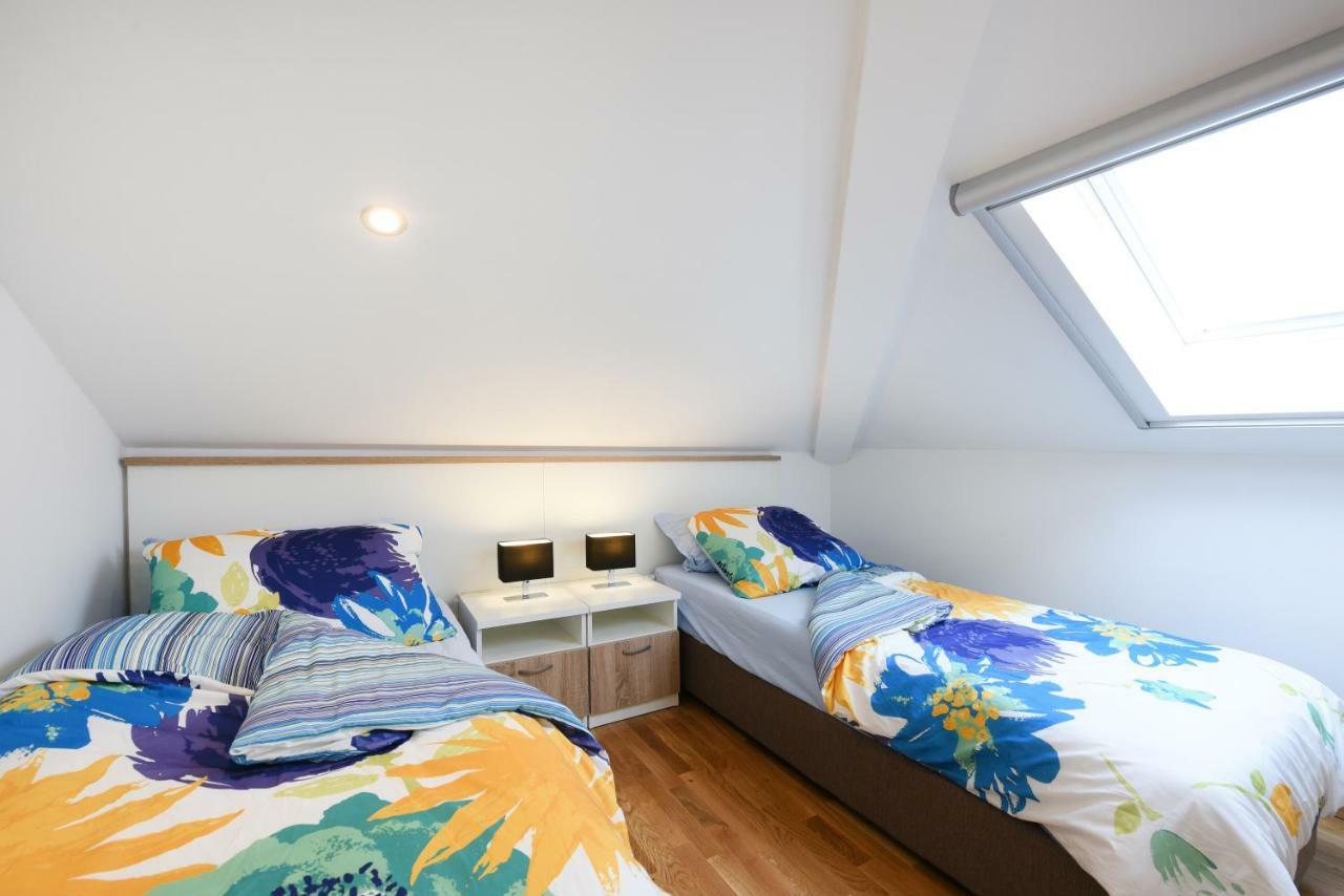 Apartmani Gojevic โวดีเซ ภายนอก รูปภาพ