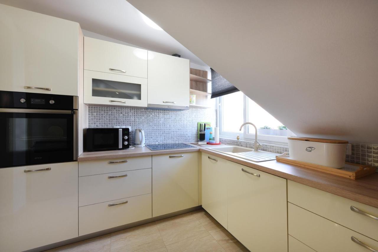 Apartmani Gojevic โวดีเซ ภายนอก รูปภาพ