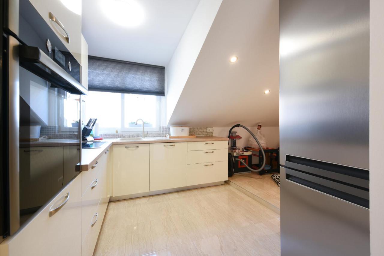 Apartmani Gojevic โวดีเซ ภายนอก รูปภาพ