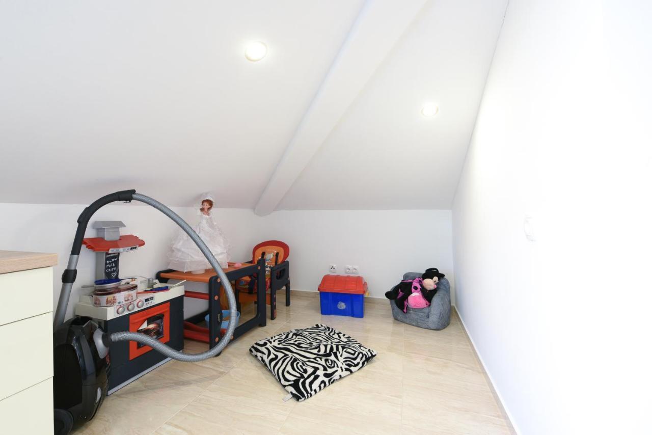 Apartmani Gojevic โวดีเซ ภายนอก รูปภาพ